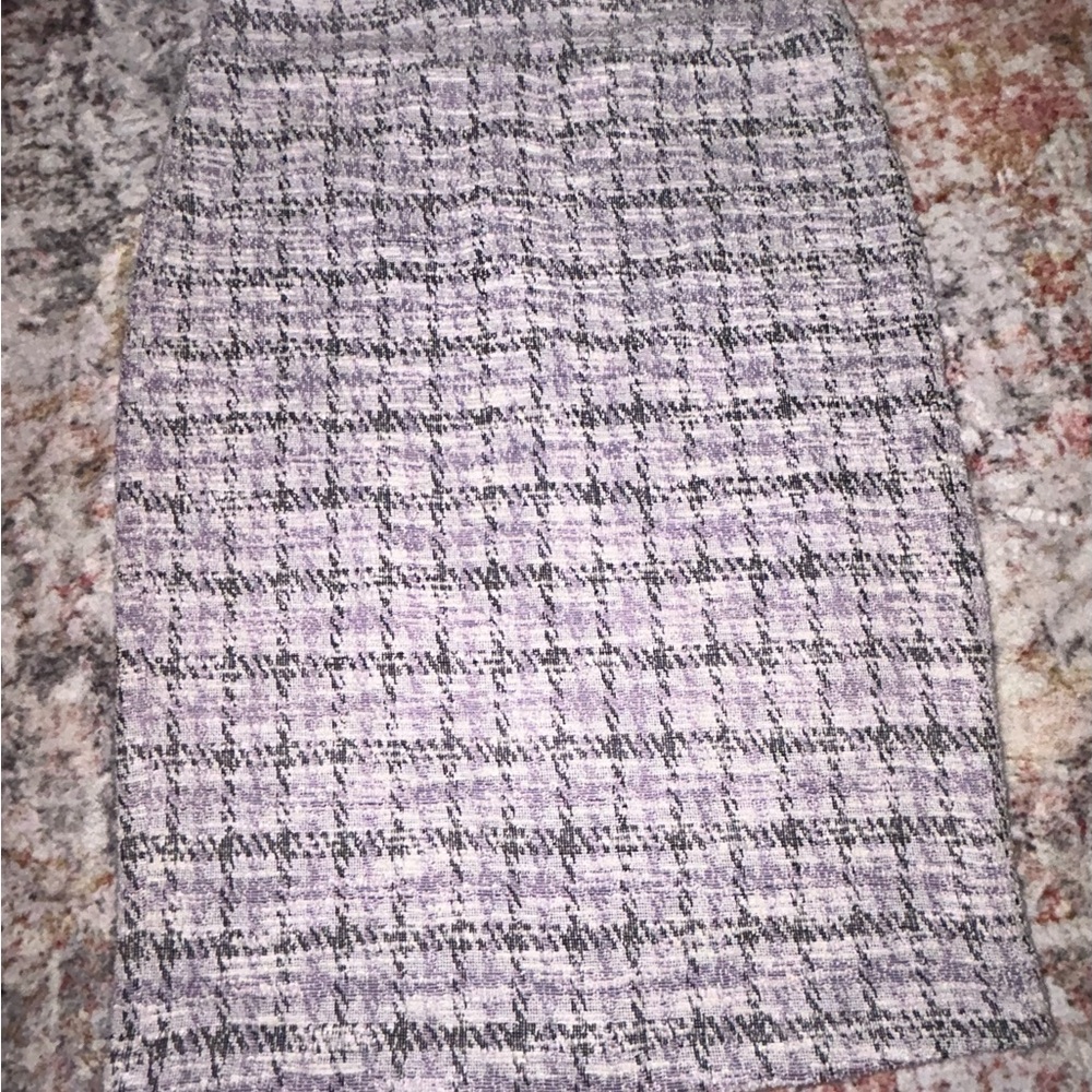 Elegant Tweed Pencil Skirt